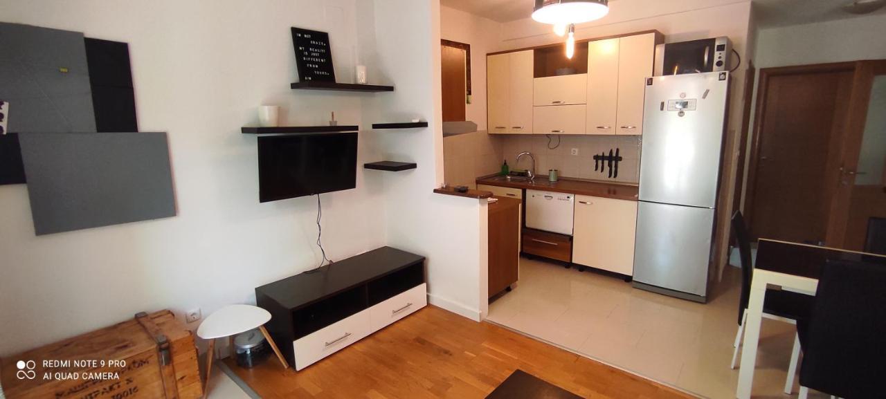 Mala Tonina Apartment Tucepi Ruang foto