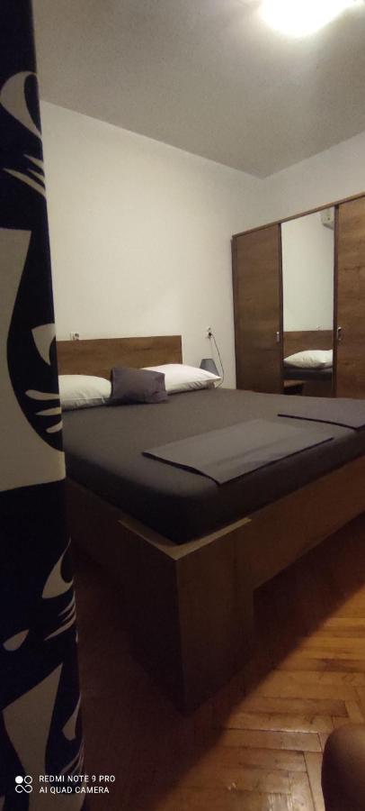 Mala Tonina Apartment Tucepi Bagian luar foto
