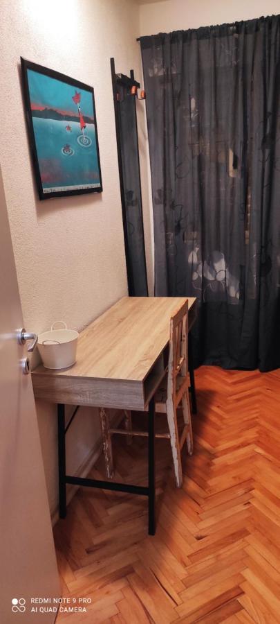 Mala Tonina Apartment Tucepi Bagian luar foto