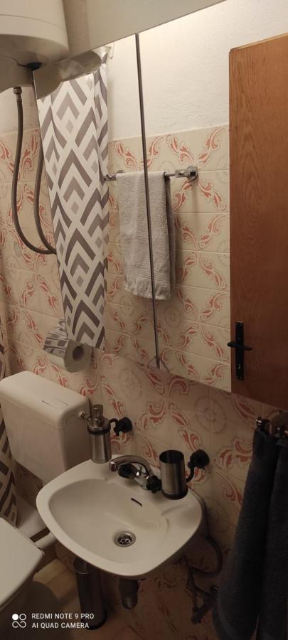 Mala Tonina Apartment Tucepi Bagian luar foto